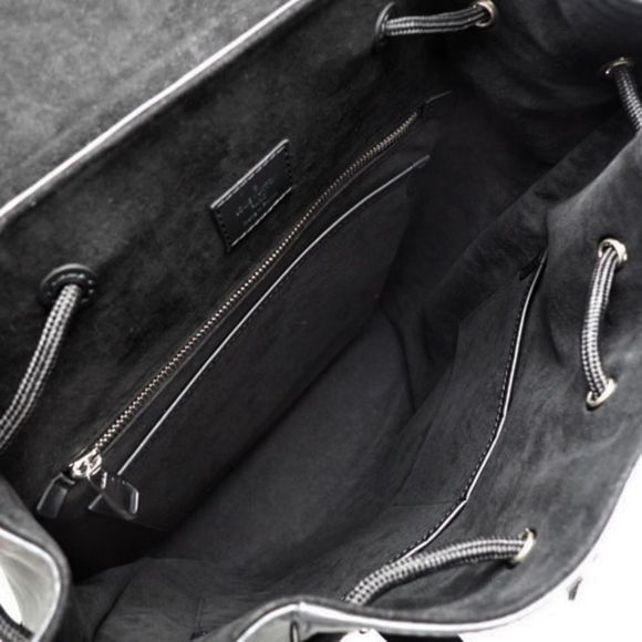 Louis Vuitton MM Rucksack Backpack Shoulder Daypack Epi Leather Black Silver - Picture 5 of 5